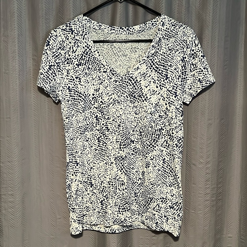 GAP Spotted Favorite T